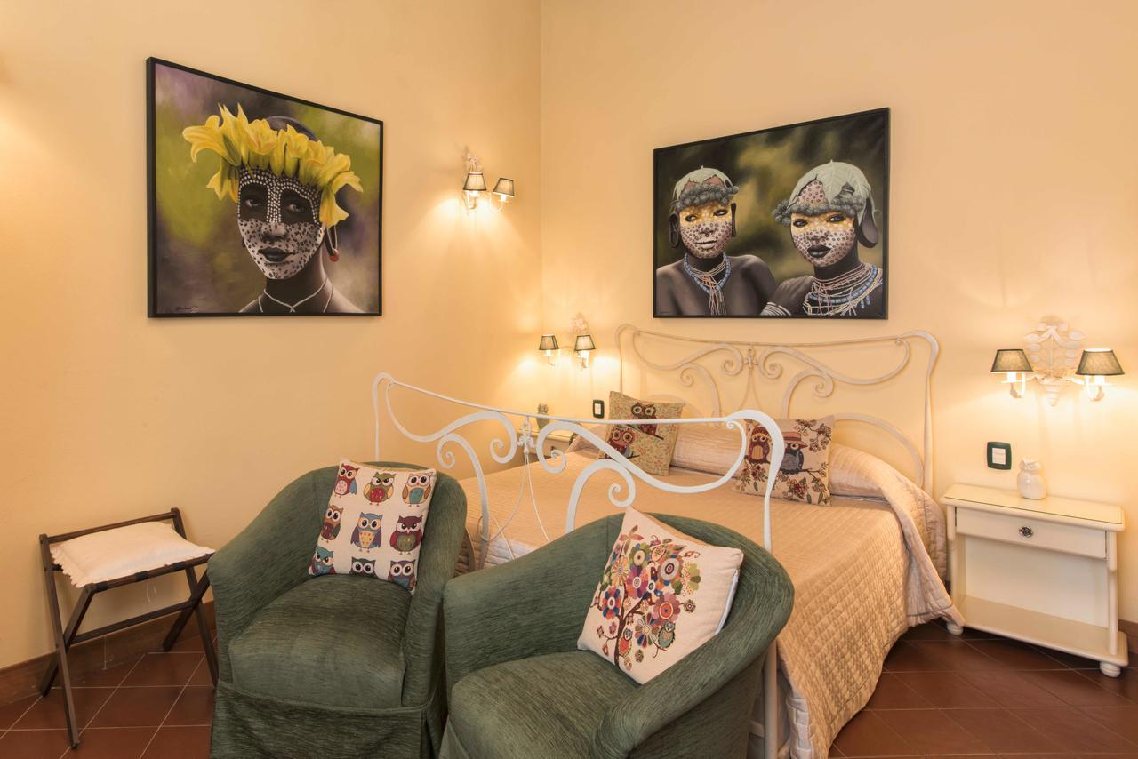 ホテル Borgo Tre Rose Valiano エクステリア 写真