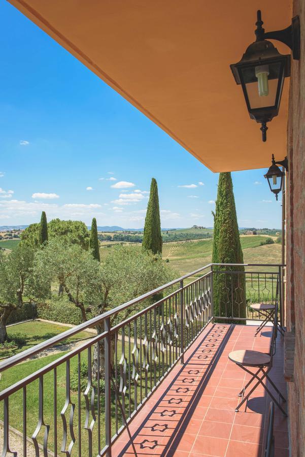 ホテル Borgo Tre Rose Valiano エクステリア 写真